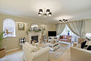 Sitting room- click for photo gallery